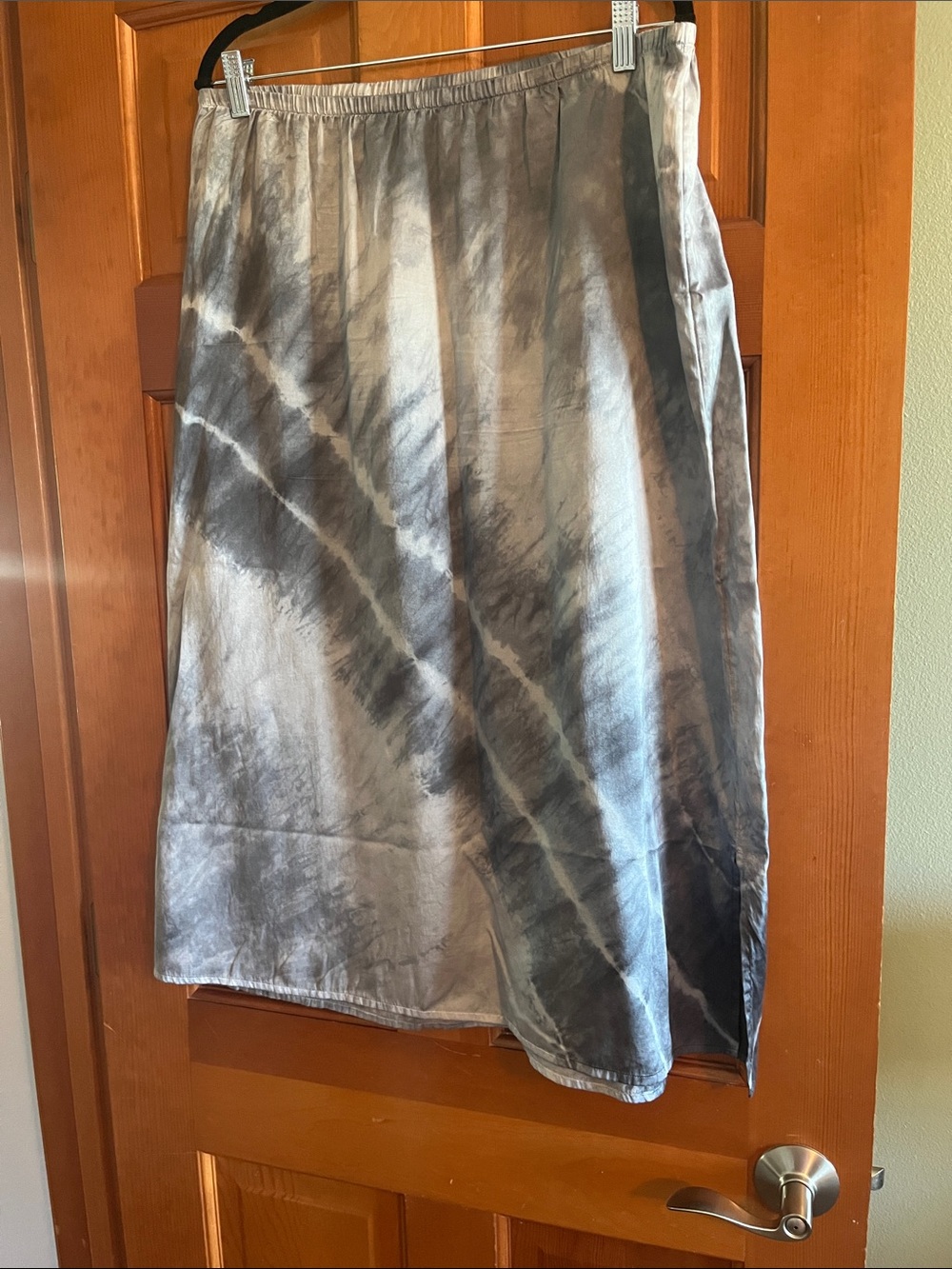Women's Gray silky Midi Skirt with Elastic Waist